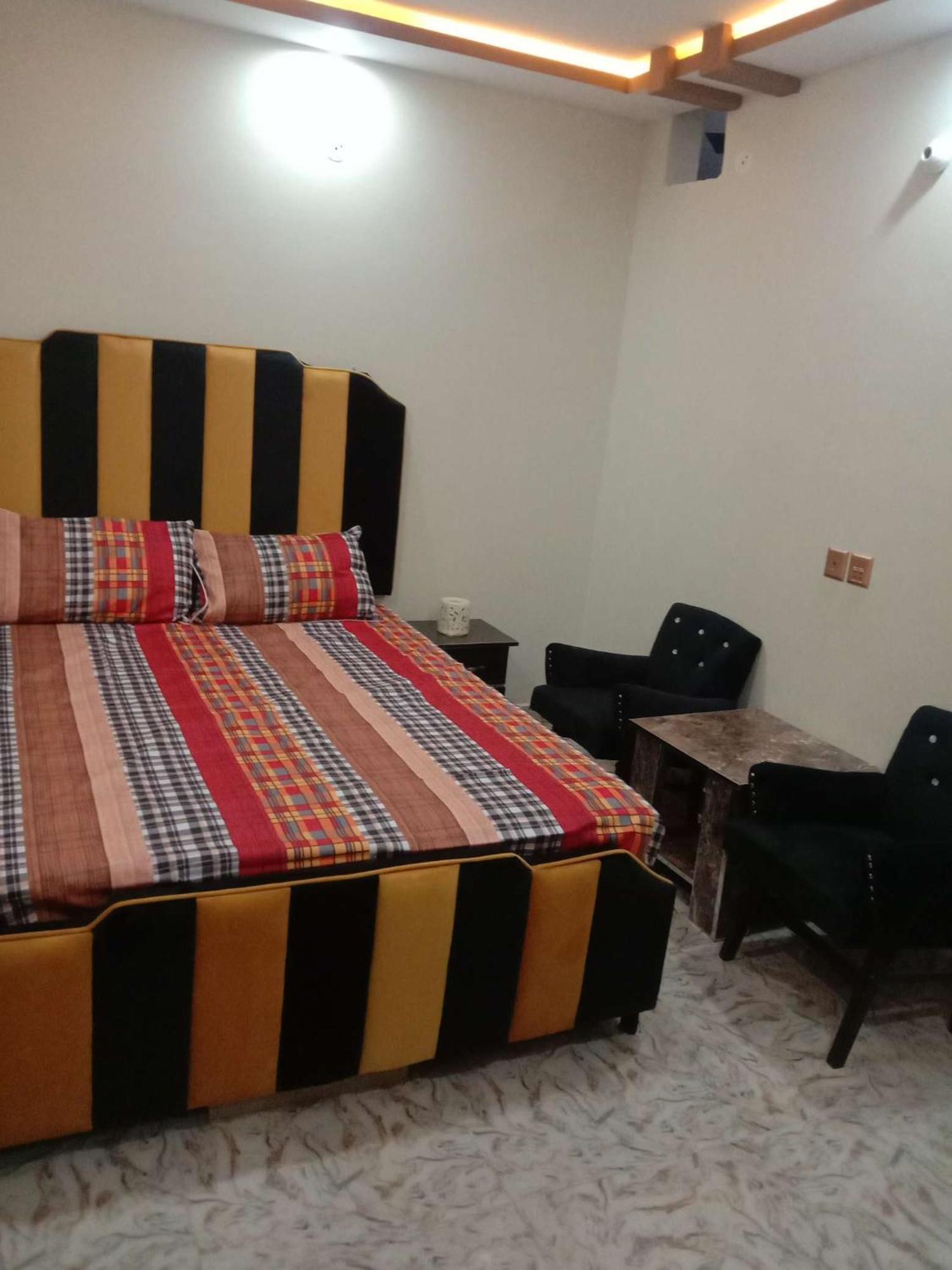 New Taj Family Hotel Lahor Dış mekan fotoğraf